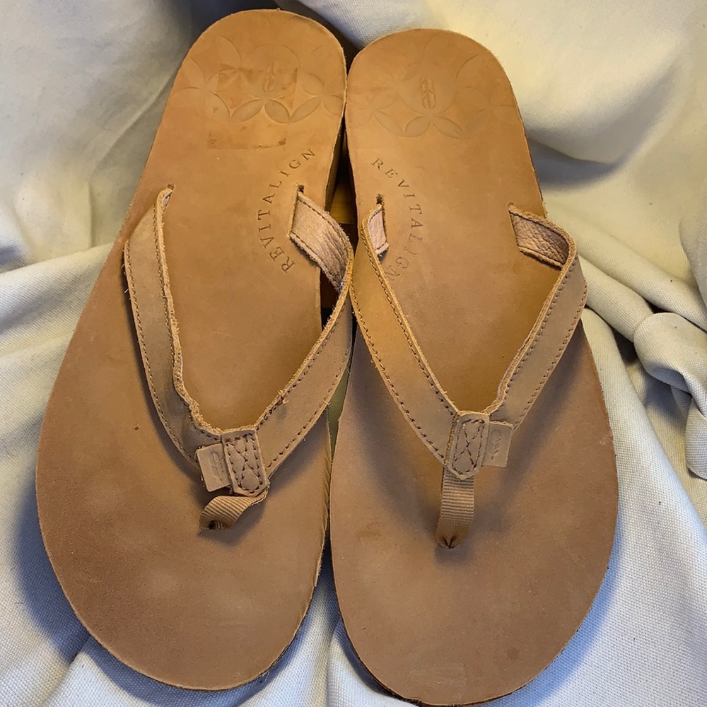 Revitalign NWOT, never worn outside, leather
